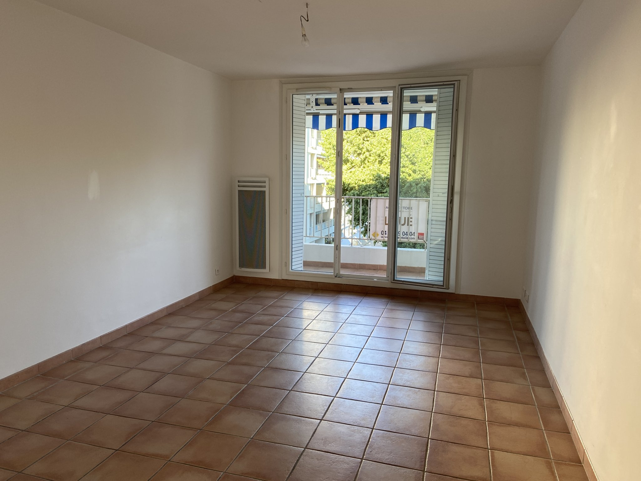 Appartement 3 pièces - 57m² - MARSEILLE  - 8ème