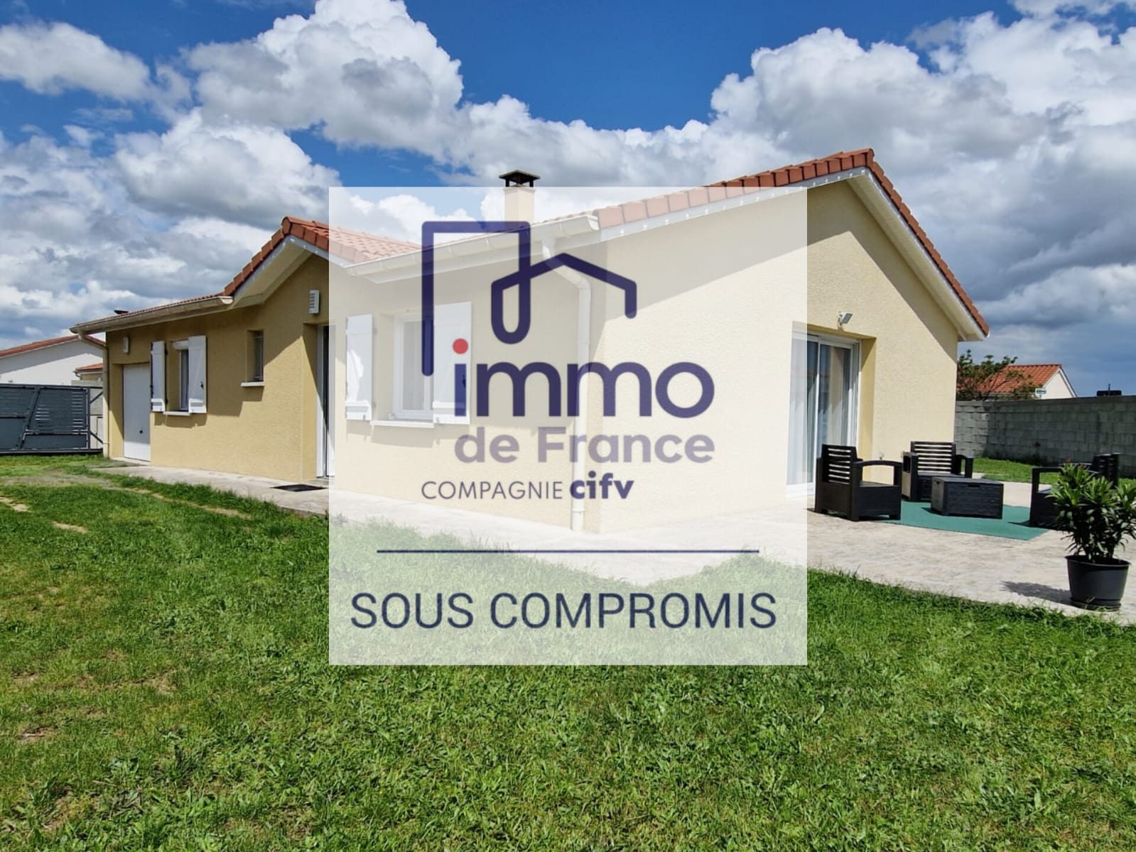 Maison 4 pièces - 92m² - SURY LE COMTAL