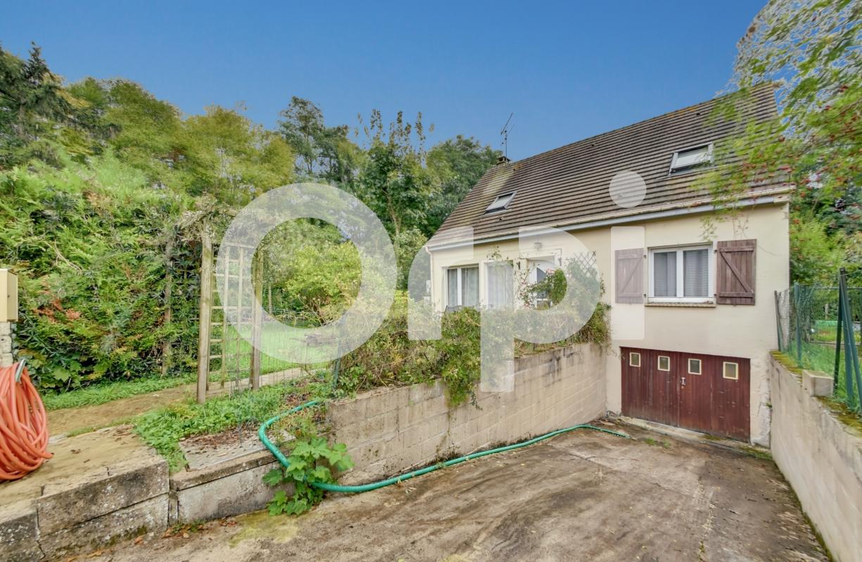 Maison 5 pièces - 104m² - NANTEUIL LE HAUDOUIN