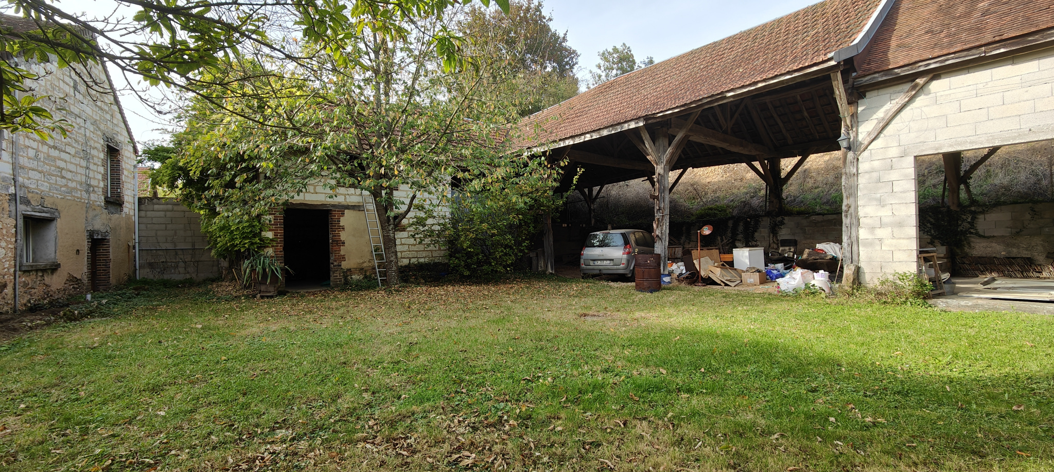 Maison 4 pièces - 125m² - VILLENEUVE L ARCHEVEQUE