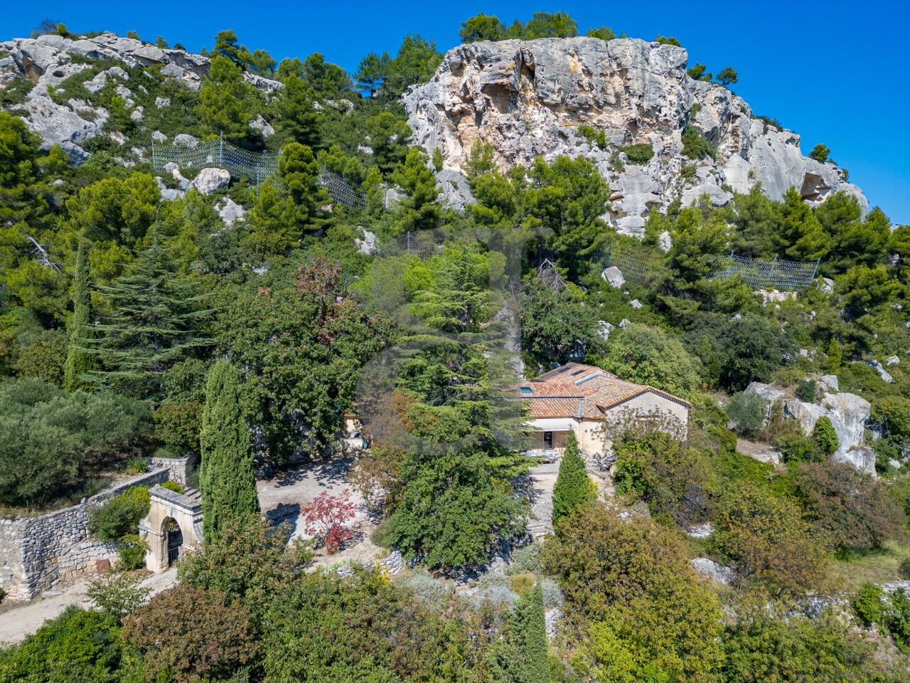 Maison 6 pièces - 278m² - LES BAUX DE PROVENCE