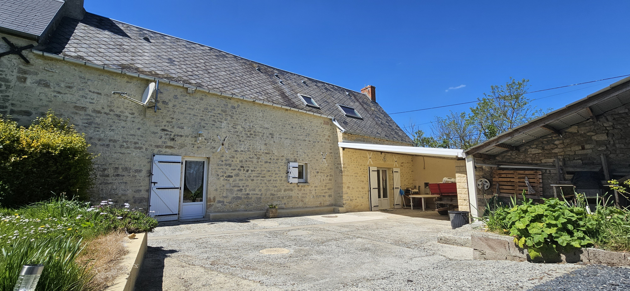 Maison 6 pièces - 103m² - ENGLESQUEVILLE LA PERCEE