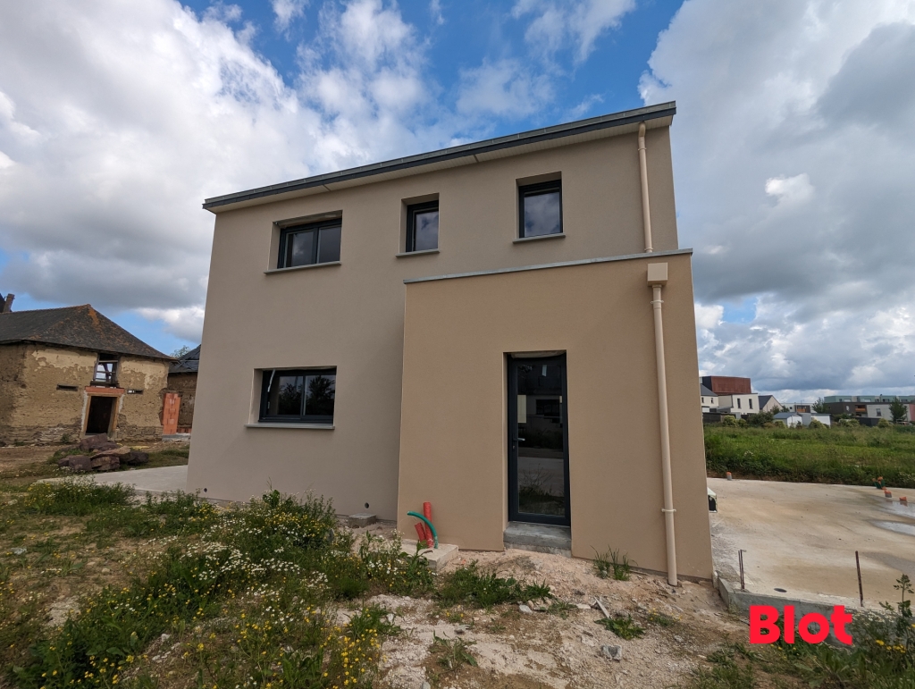 Maison 6 pièces - 117m² - CHAVAGNE