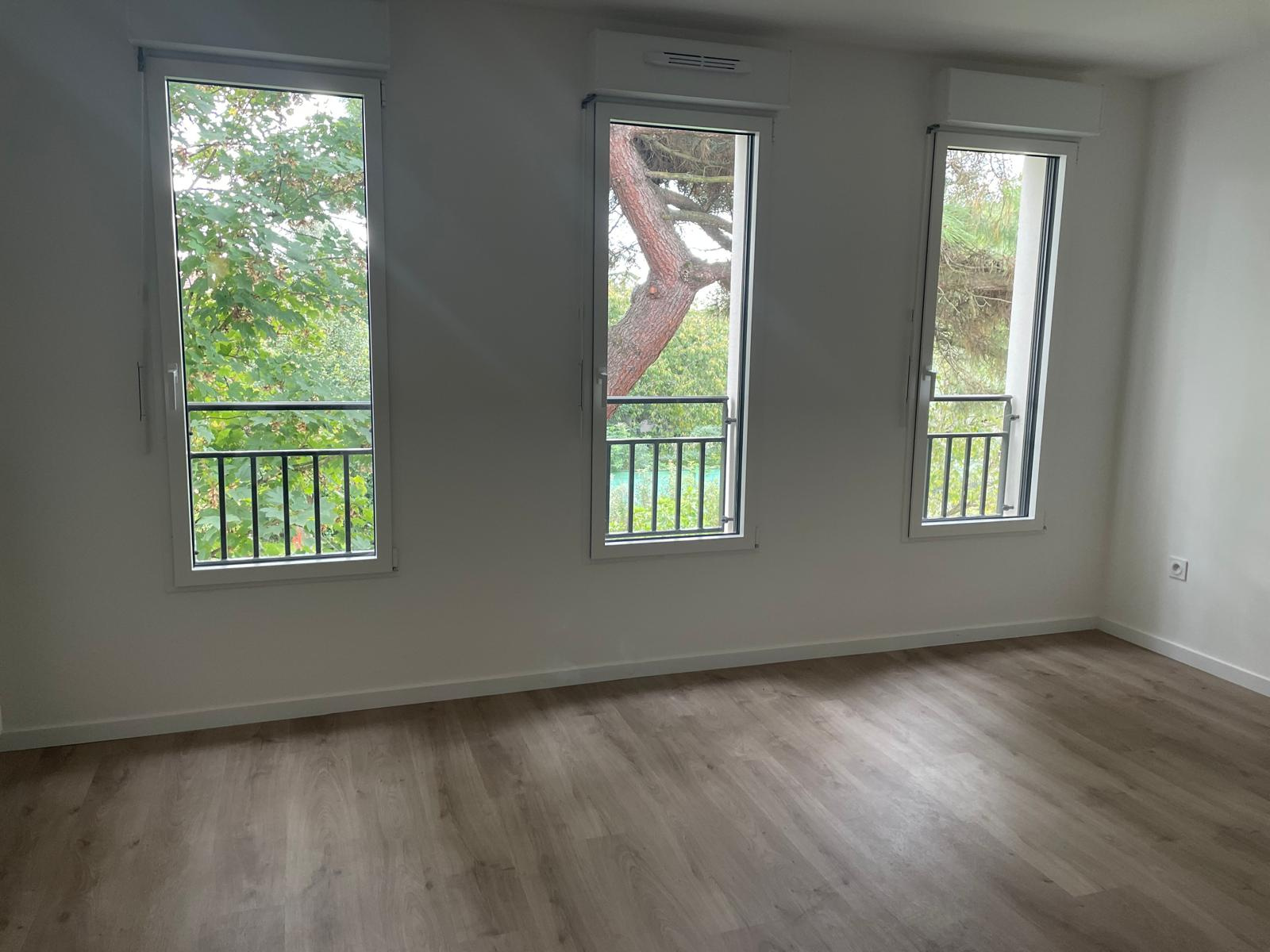 Appartement 1 pièce - 30m² - CHENNEVIERES SUR MARNE