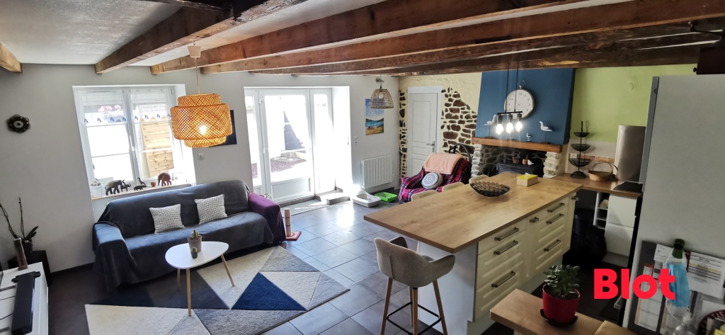 Maison 5 pièces - 136m² - LE TRONCHET