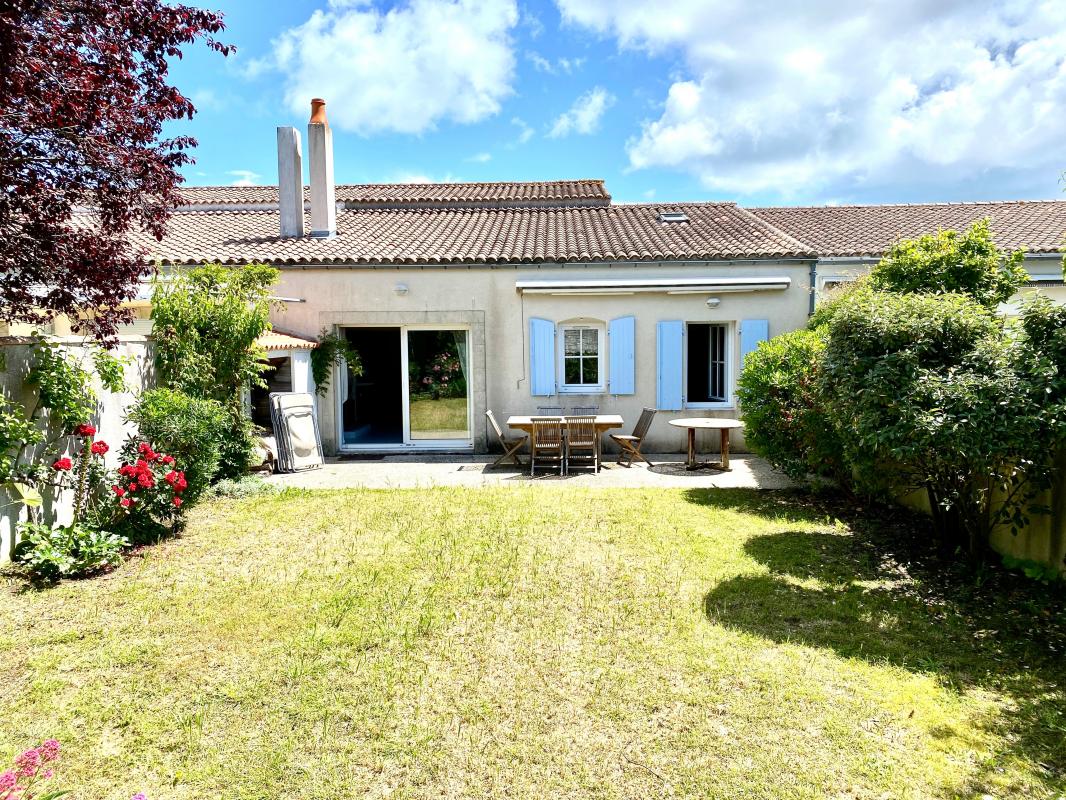 Maison 5 pièces - 114m² - ST MARTIN DE RE