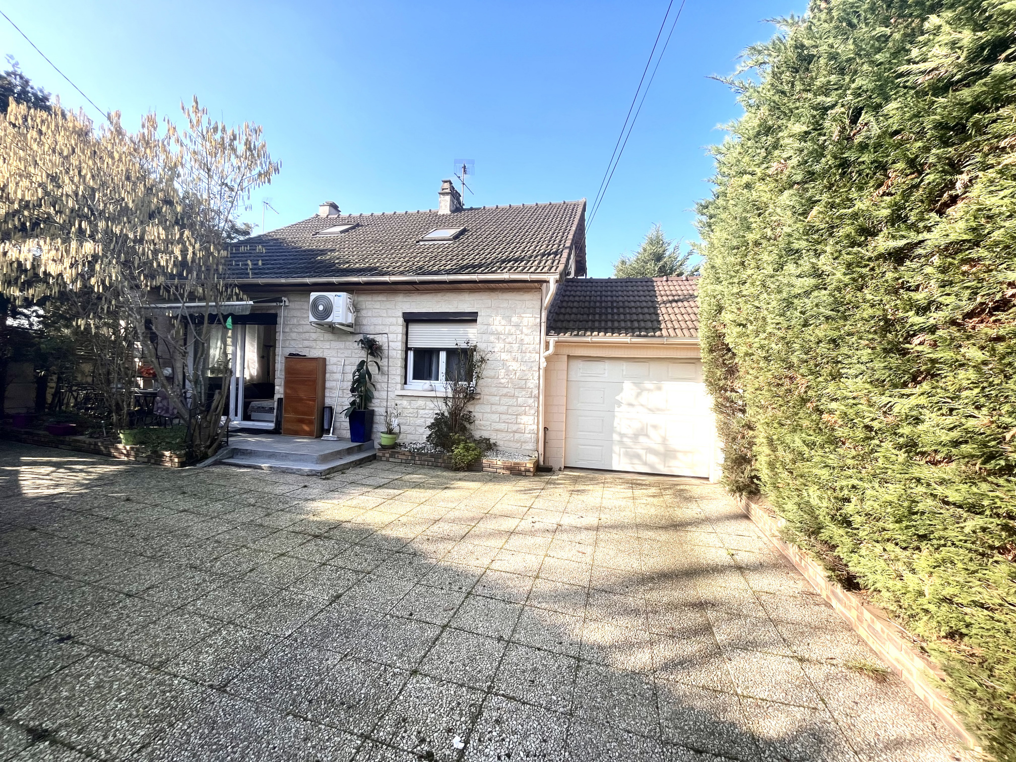 Maison 4 pièces - 90m² - MONTFERMEIL