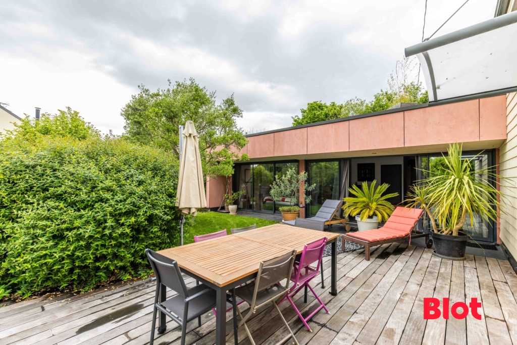 Maison 5 pièces - 174m² - ROMILLE