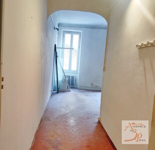 Appartement 1 pièce - 33m² - COLLOBRIERES