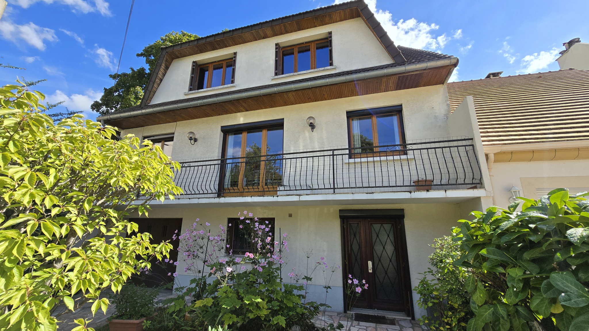 Maison 7 pièces - 145m² - LE PLESSIS TREVISE