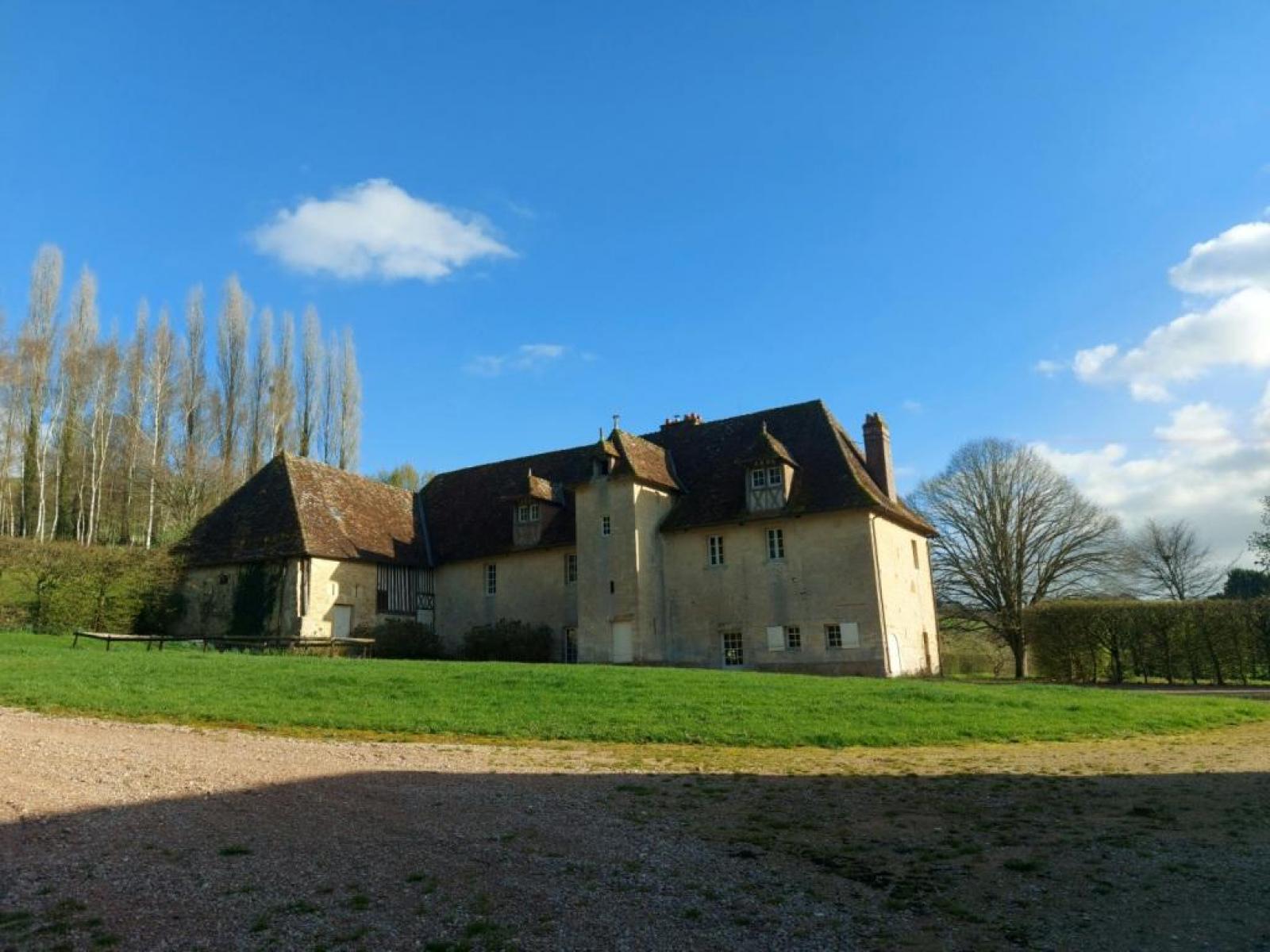 Maison 10 pièces - 420m²