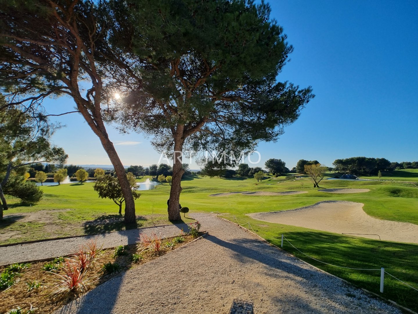 Appartement 3 pièces - 67m² - SAUMANE DE VAUCLUSE