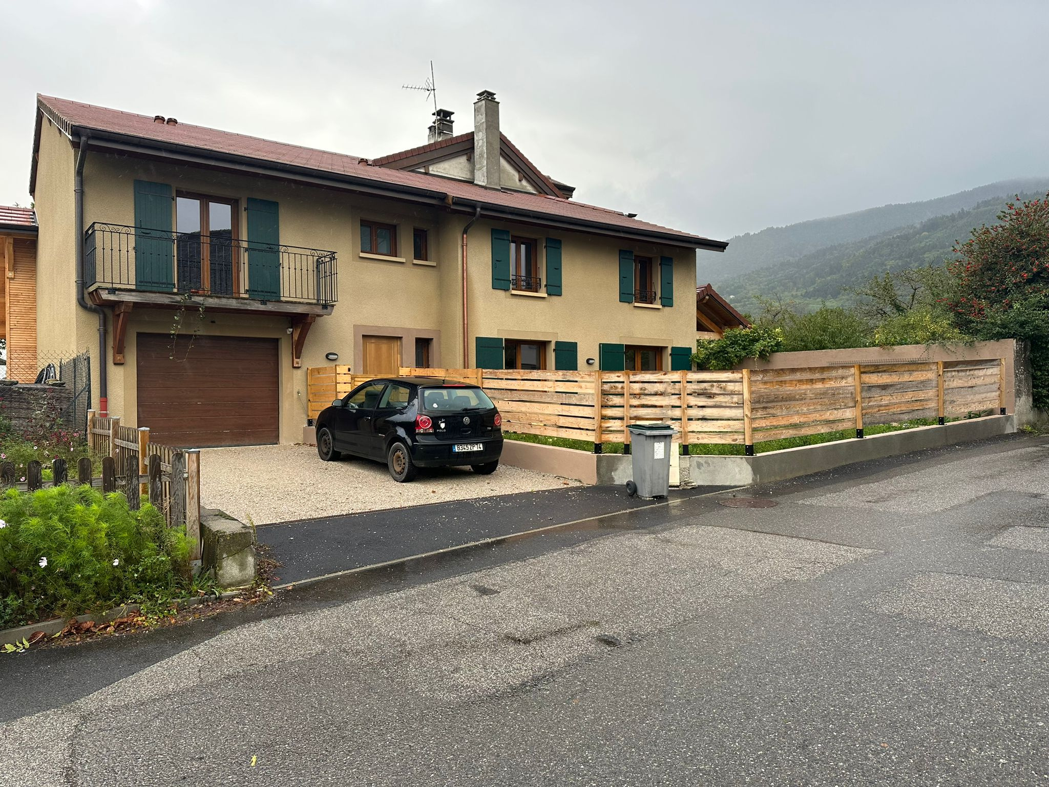 Maison 4 pièces - 144m² - BRENTHONNE