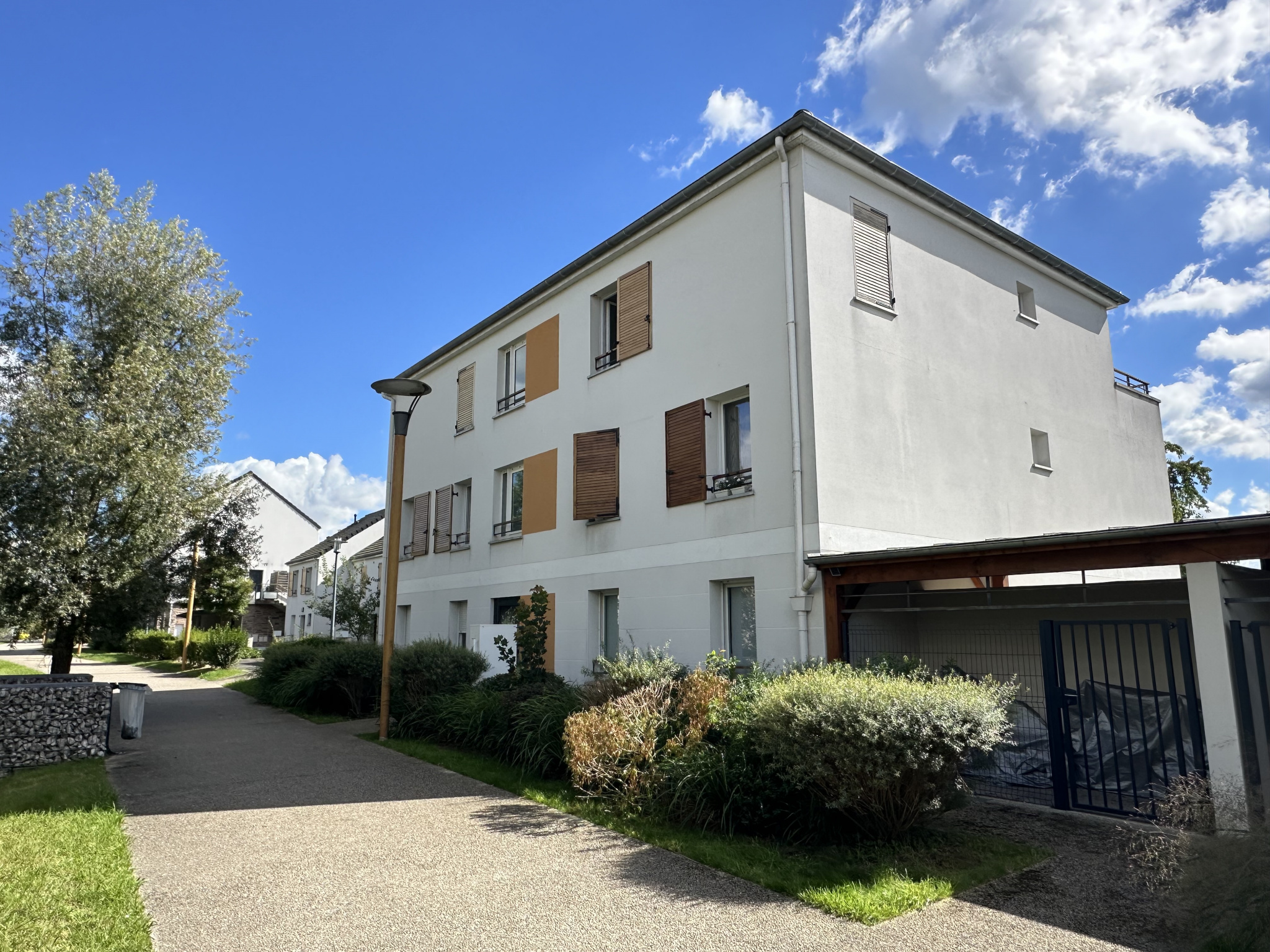 Appartement 2 pièces - 49m² - VAUX LE PENIL