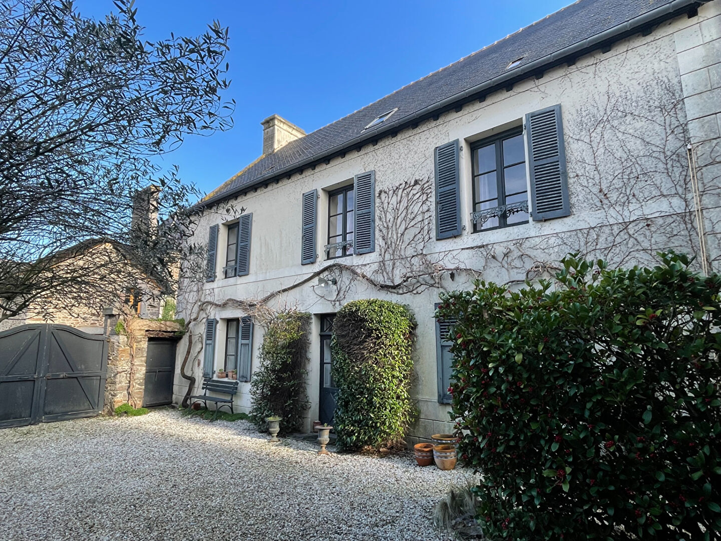 Maison 7 pièces - 200m² - ST SULIAC