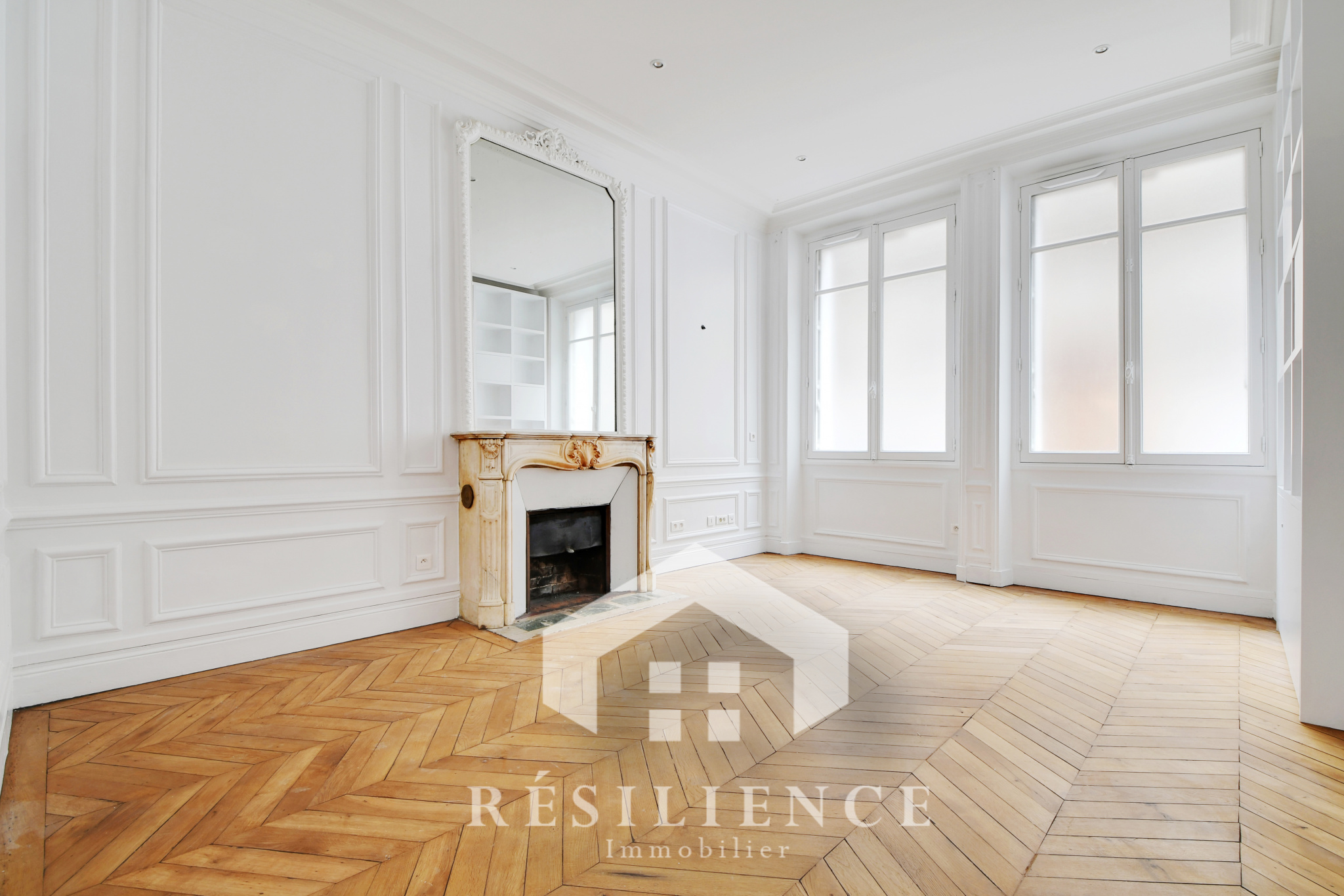 Appartement 4 pièces - 76m² - PARIS  - 8ème