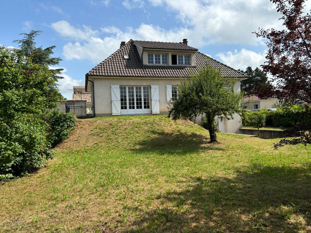 Maison 5 pièces - 116m² - BOURG DE PEAGE