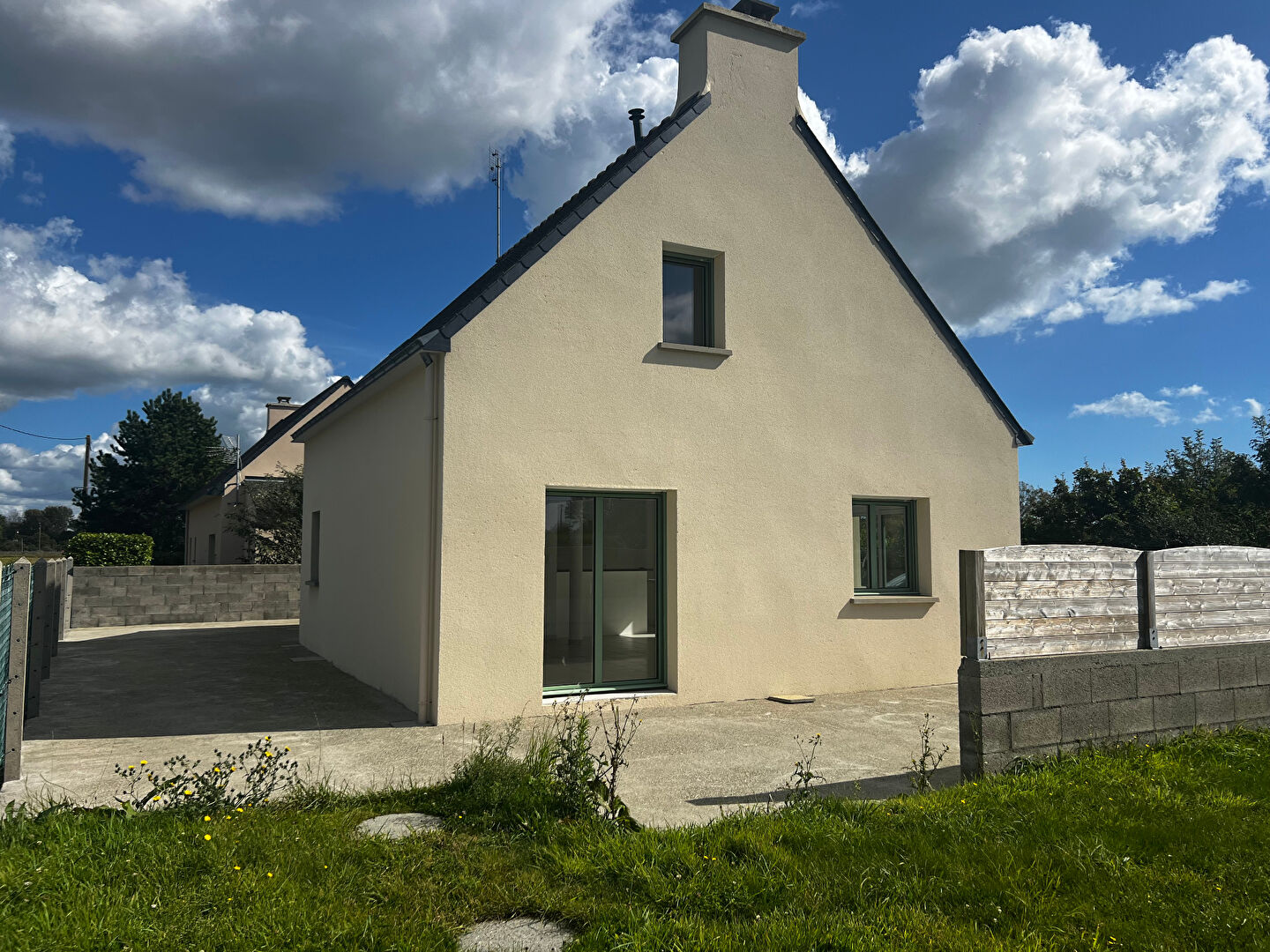 Maison 4 pièces - 77m²