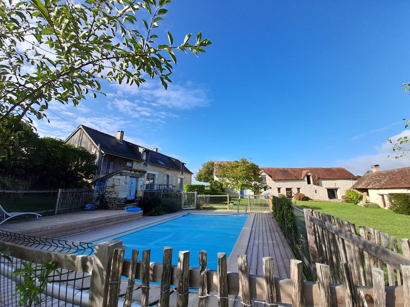 Maison 5 pièces - 145m² - COUSSAY LES BOIS