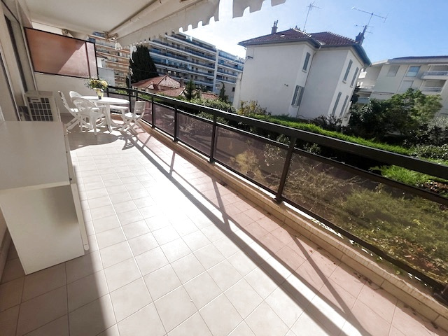 Appartement 2 pièces - 55m² - CANNES