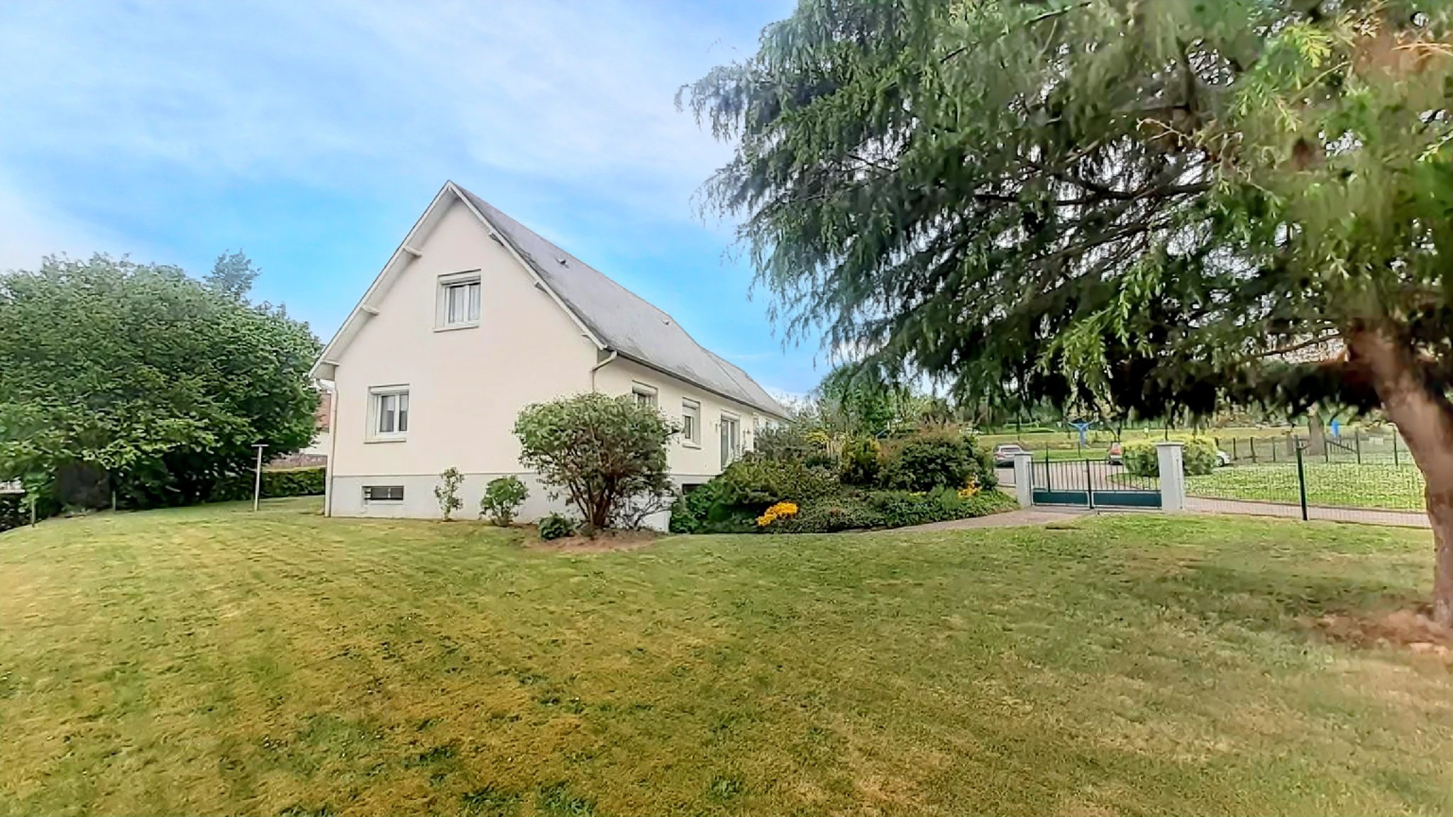 Maison 5 pièces - 130m² - DUCLAIR