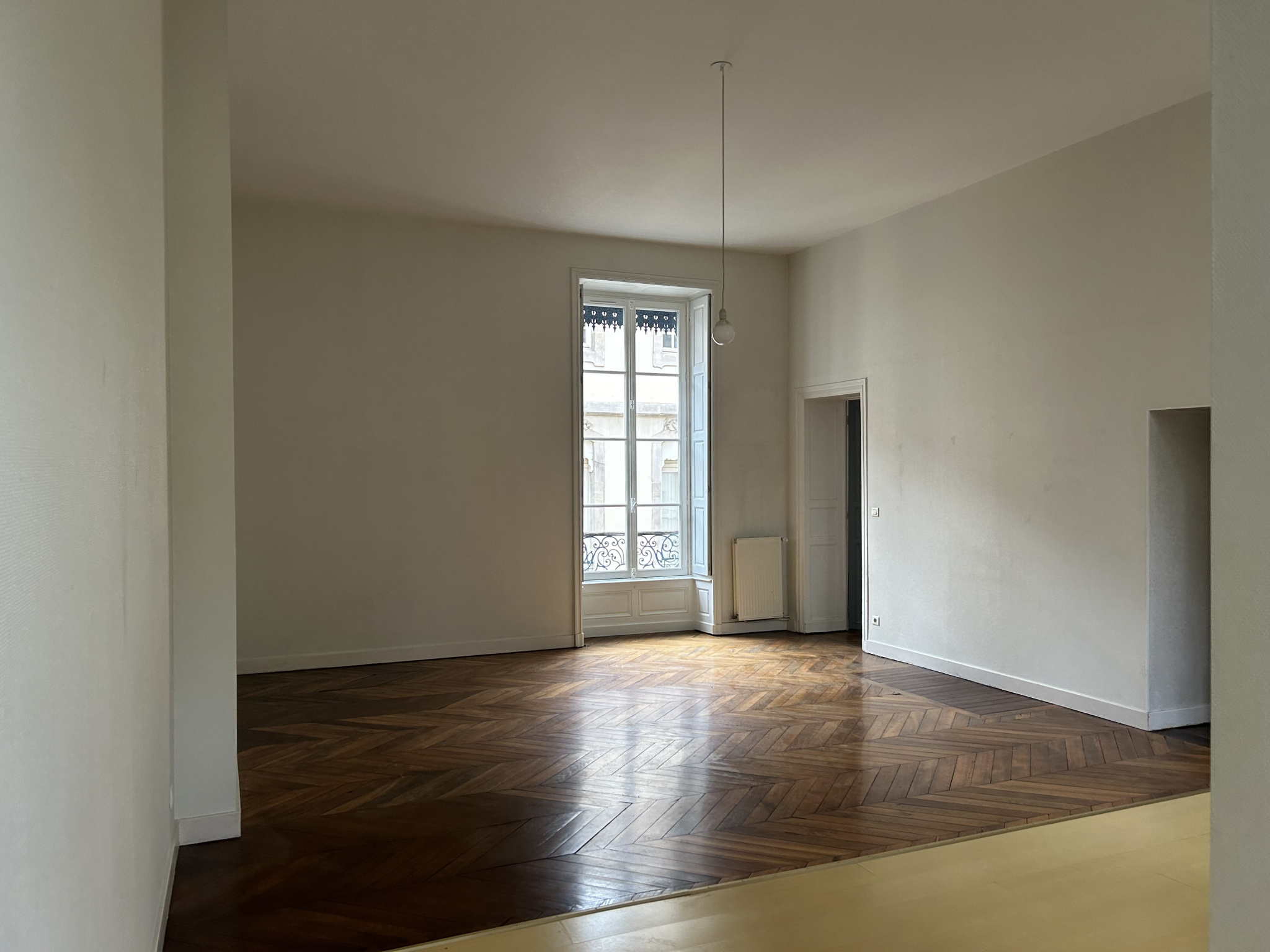 Appartement 3 pièces - 84m² - CHALON SUR SAONE