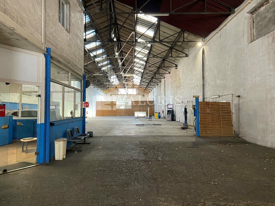 Local industriel  - 1 154m² - GIVORS