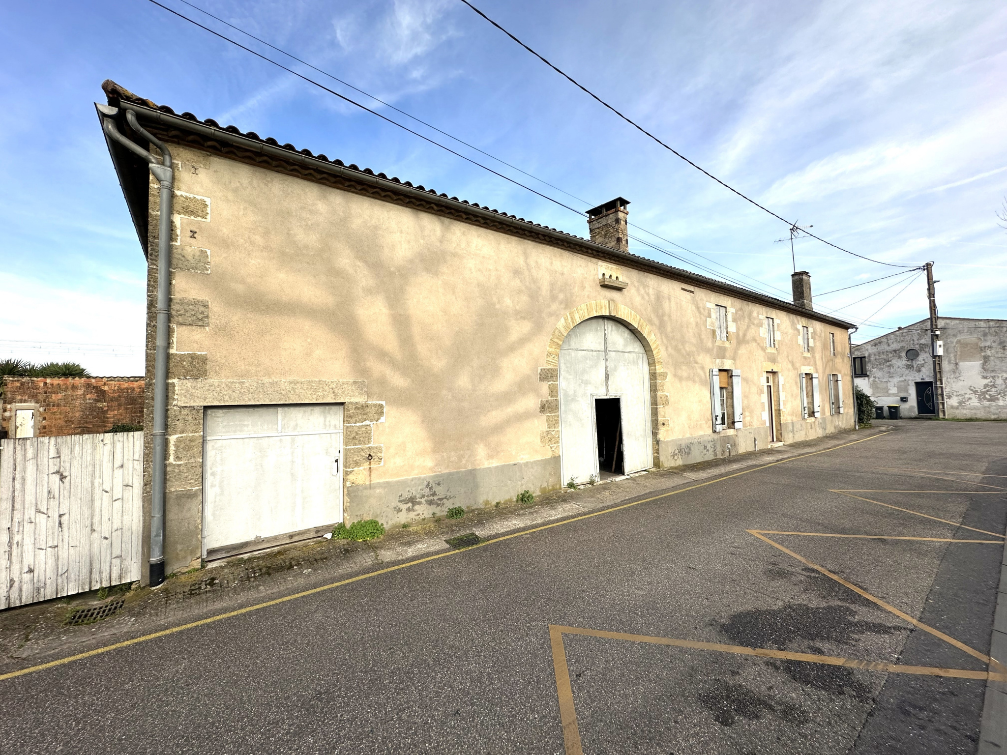 Maison 5 pièces - 98m² - STE BAZEILLE