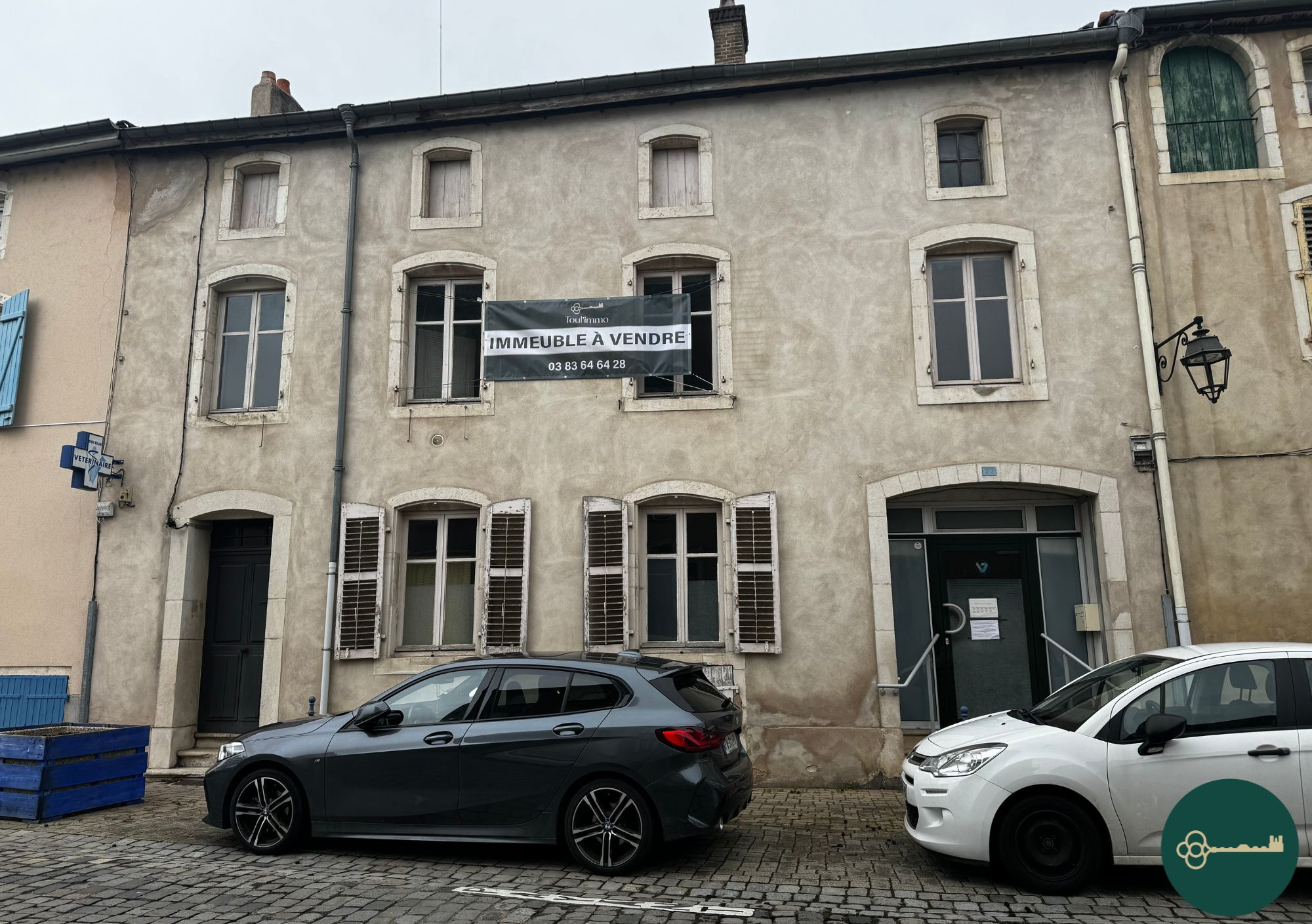 Local Professionnel  - 300m² - TOUL