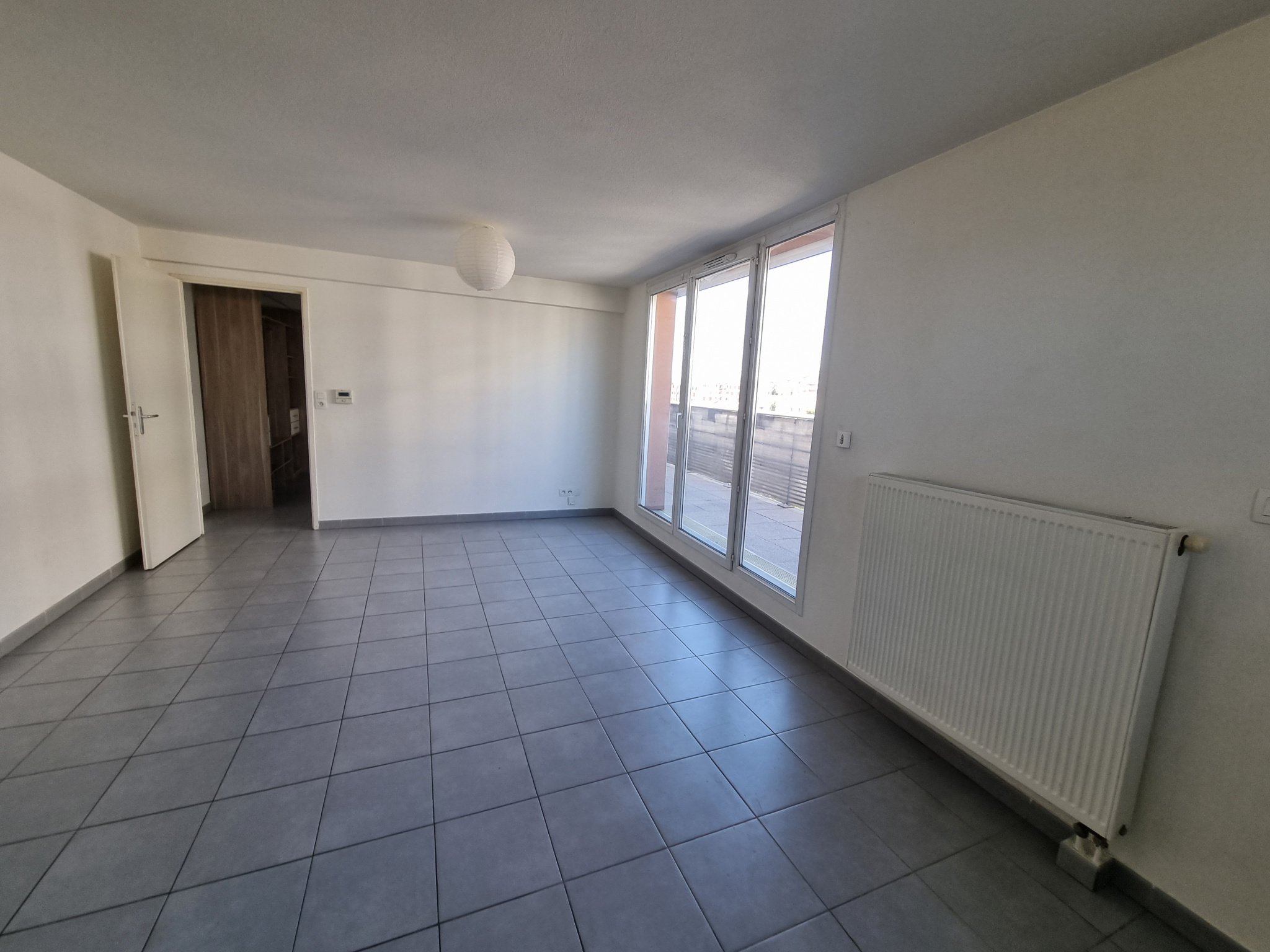 Appartement 2 pièces - 45m² - MARSEILLE  - 14ème