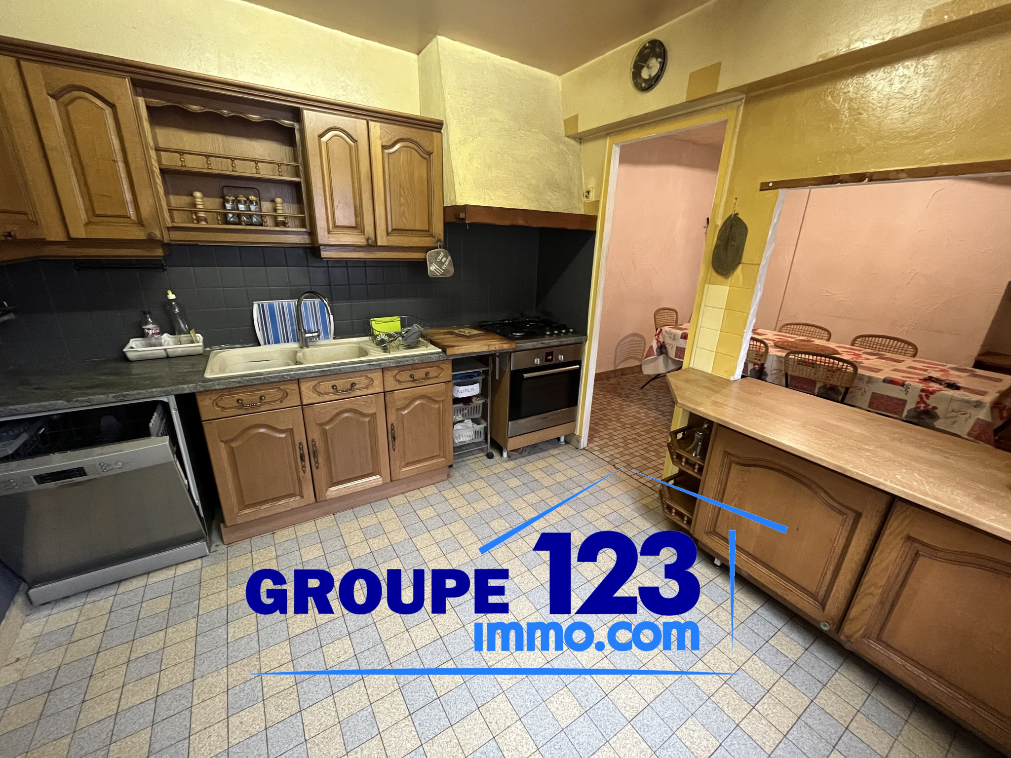 Maison 5 pièces - 134m² - LAROCHE ST CYDROINE