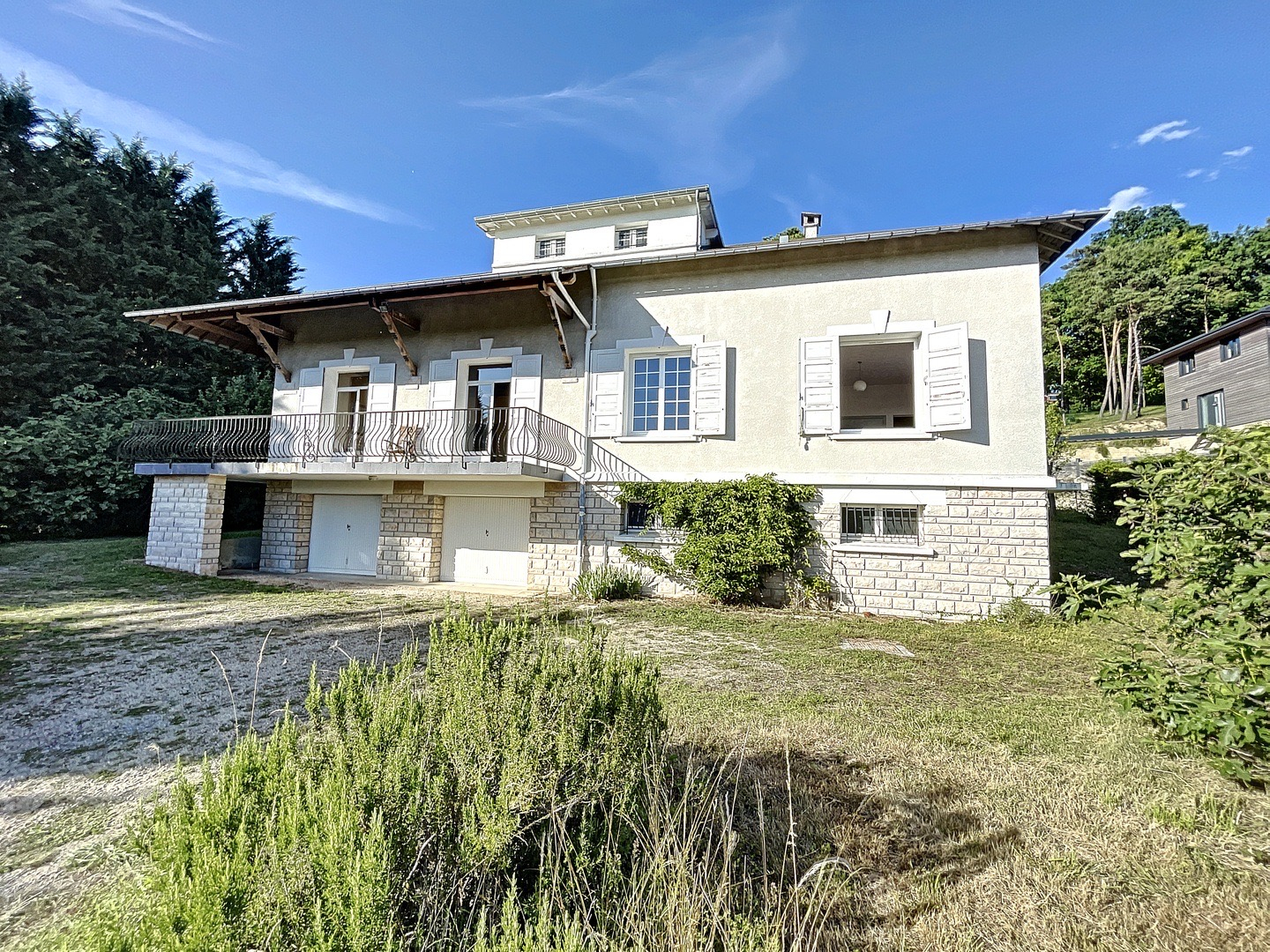 Maison 6 pièces - 180m²