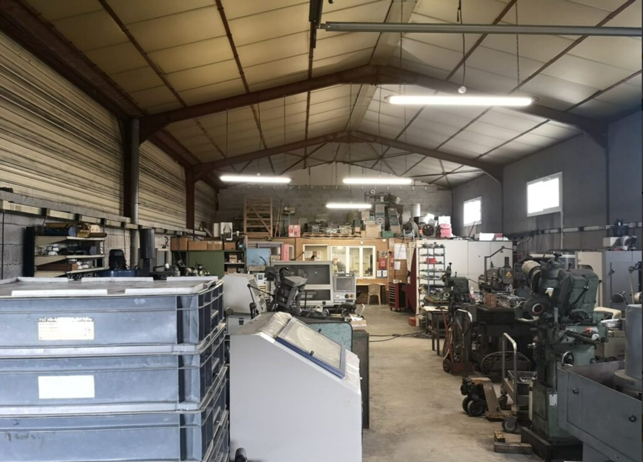 Local industriel  - 240m² - VALENCE