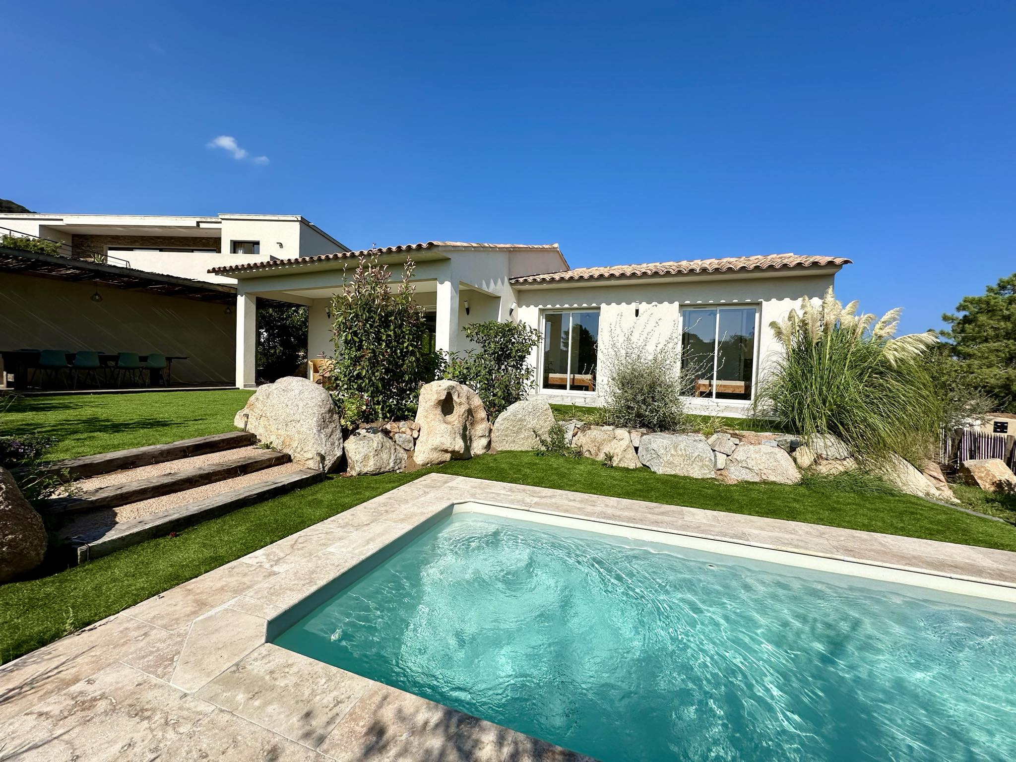 Maison 4 pièces - 105m² - STE LUCIE DE PORTO VECCHIO