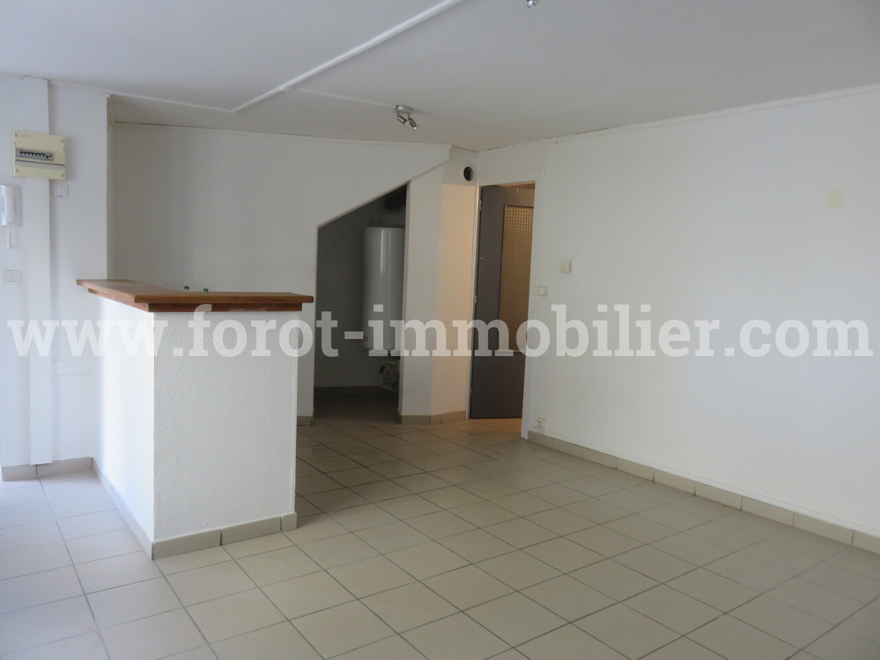 Appartement 2 pièces - 38m² - ALBOUSSIERE