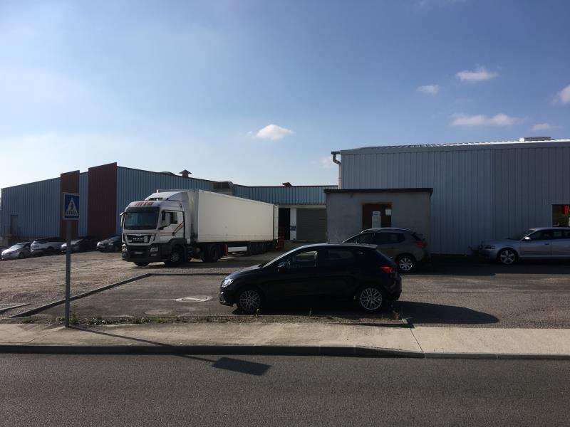 Local industriel  - 1 475m²