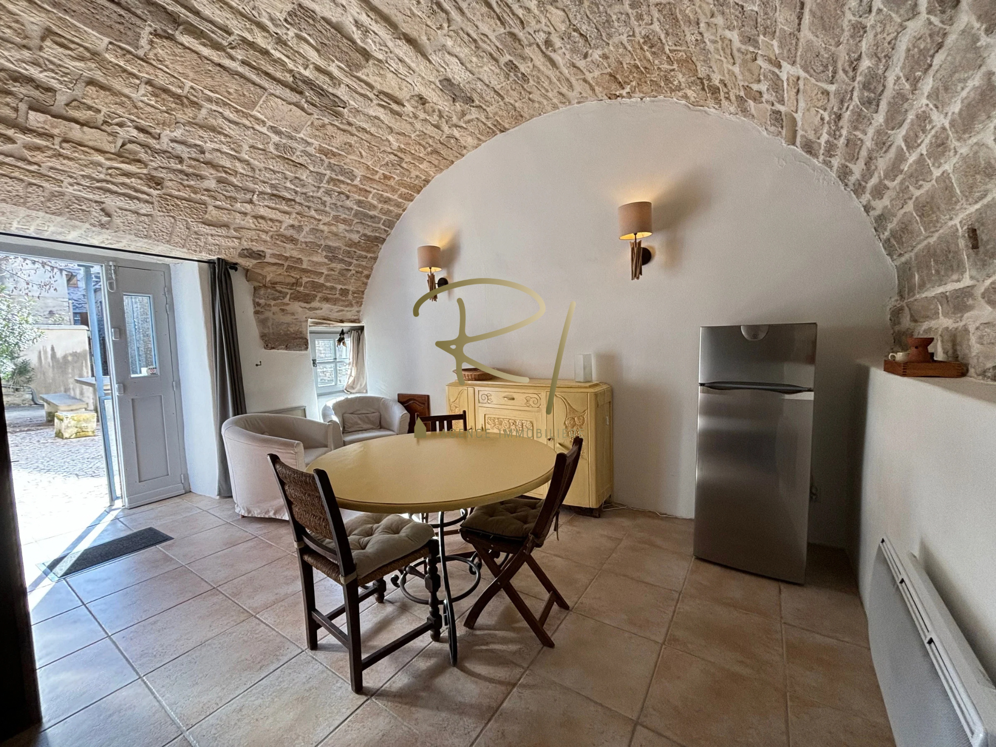 Maison 3 pièces - 94m² - BARJAC