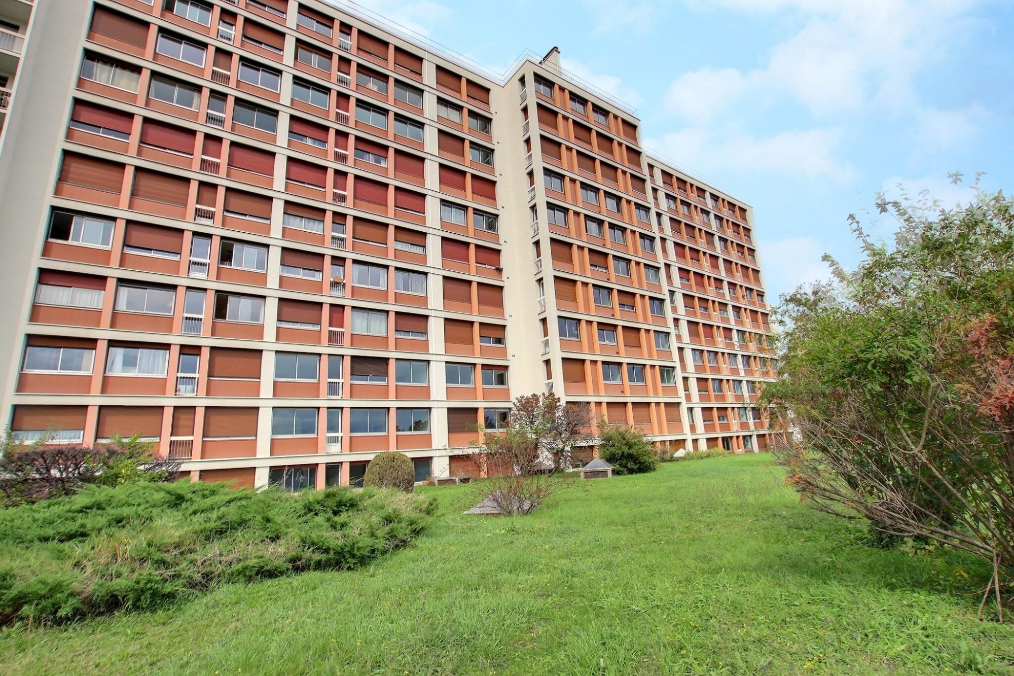 Appartement 3 pièces - 68m² - CLERMONT FERRAND