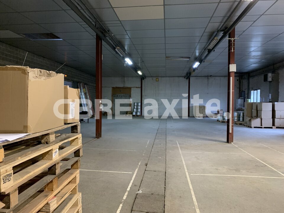 Local industriel  - 963m² - PRINGY