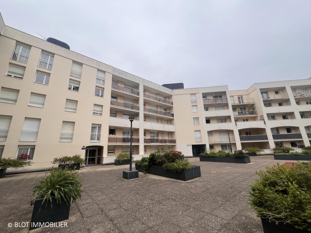 Appartement 2 pièces - 48m² - RENNES