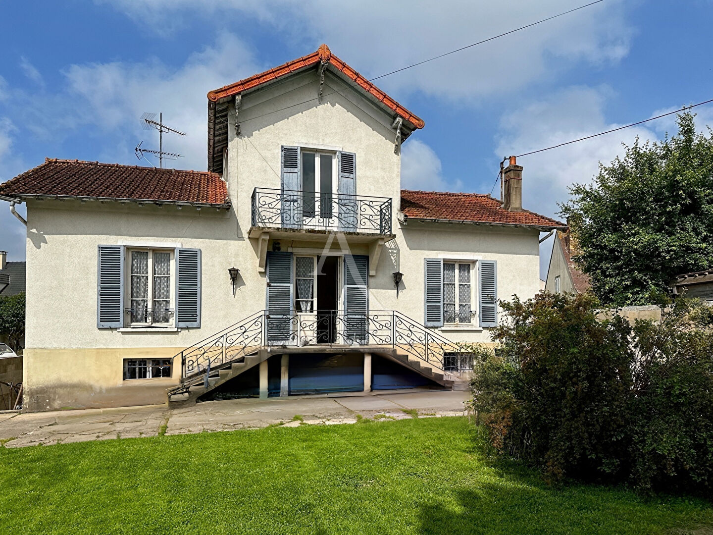 Maison 6 pièces - 190m²