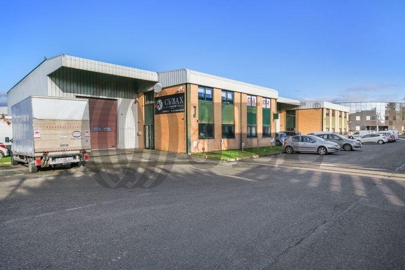 Local industriel  - 543m² - GONESSE