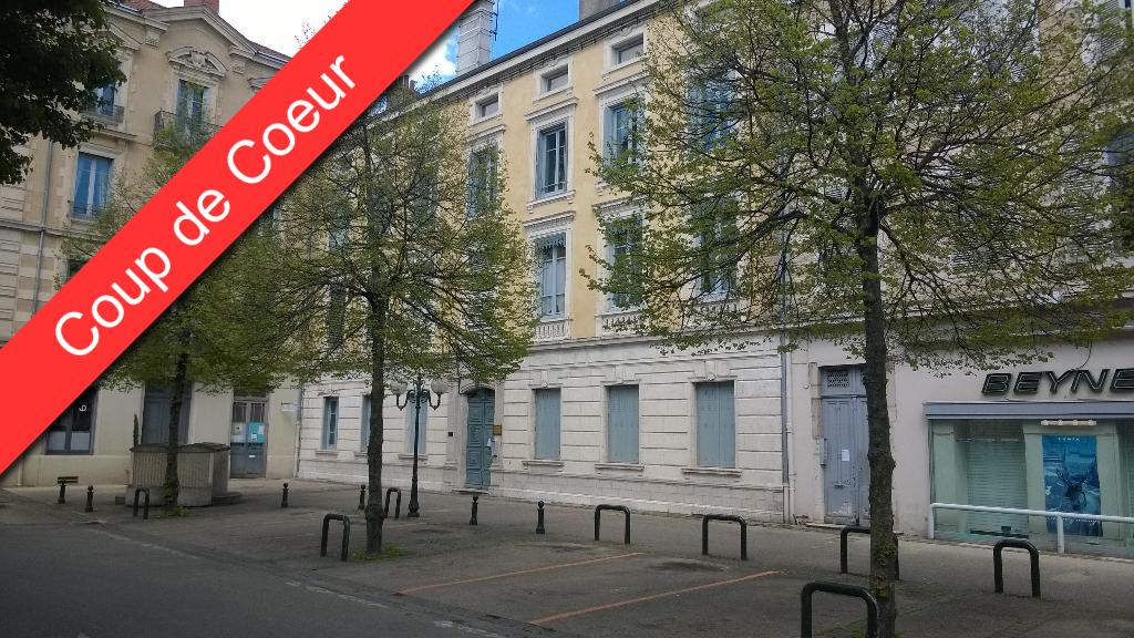 Appartement 1 pièce - 19m² - BOURG EN BRESSE