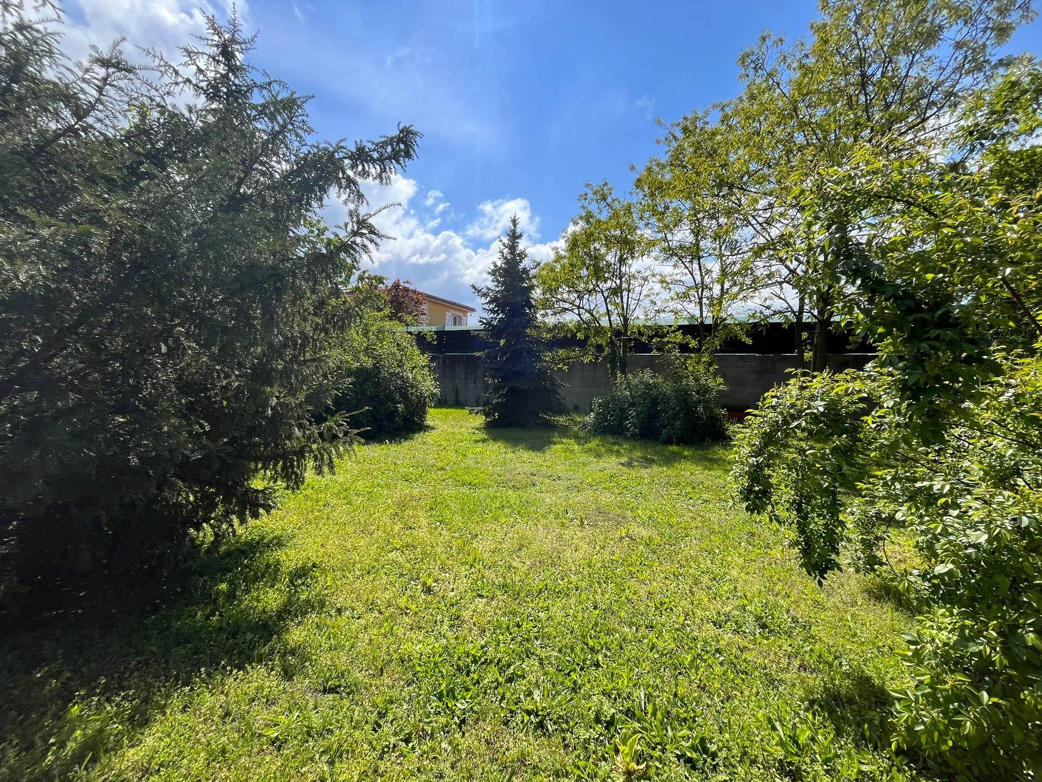 Terrain  - 305m² - ANDREZIEUX BOUTHEON