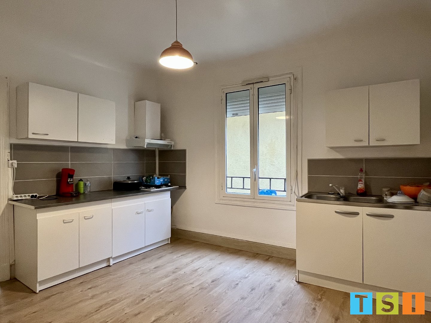 Immeuble  - 141m² - CAZERES