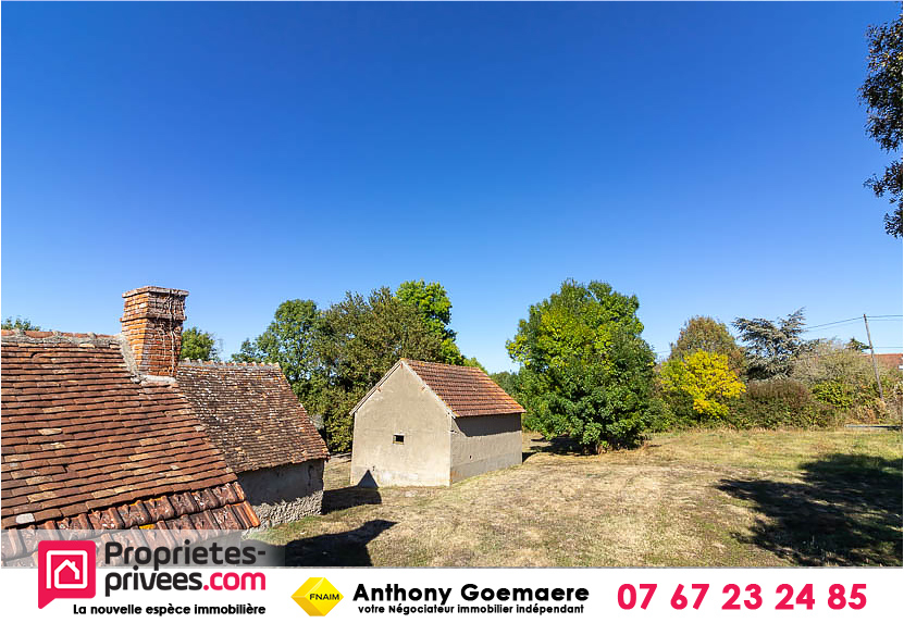 Terrain  - 720m² - LA CHAPELLE MONTMARTIN