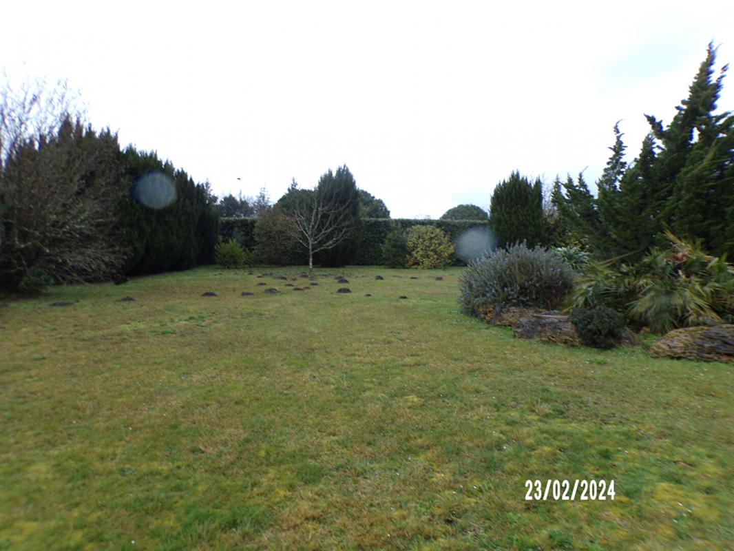 Terrain  - 1 104m² - SOUSTONS