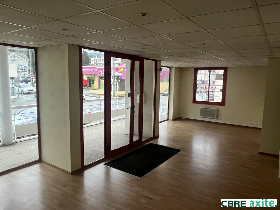 Local Professionnel  - 60m² - BOURGOIN JALLIEU