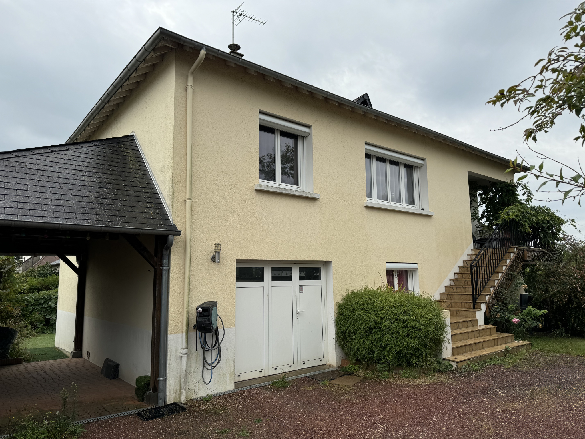 Maison 5 pièces - 100m² - LA CHAUSSEE ST VICTOR