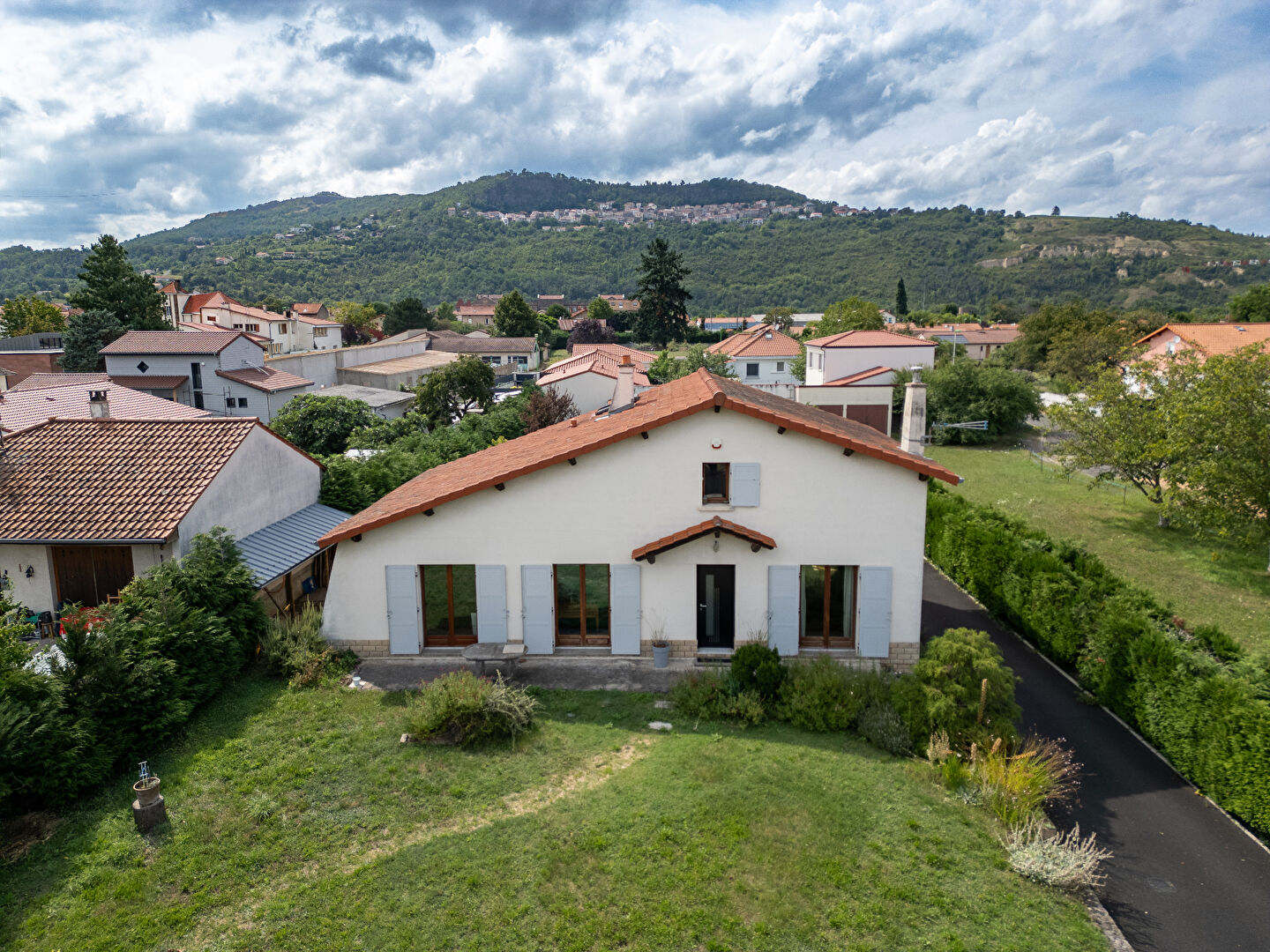 Maison 6 pièces - 148m² - VIC LE COMTE